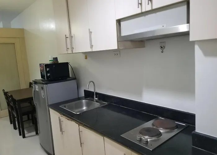 Sea Family Group Affordable Staycation Apartamento Manila