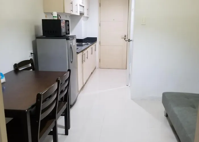 Sea Family Group Affordable Staycation Apartamento Manila